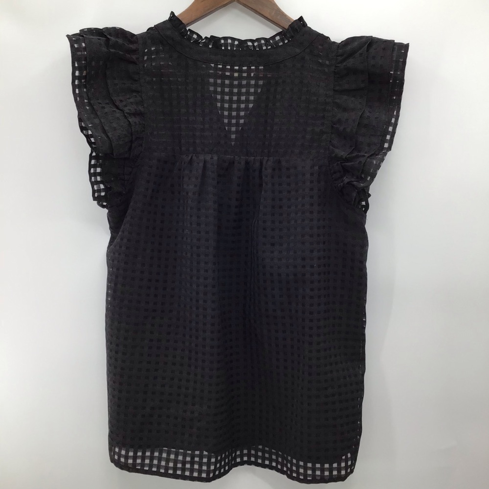 Entro Black Textured Blouse with Ruffled Sleeves - Picture 3 of 10